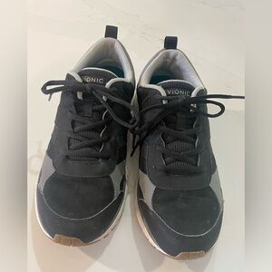 Vionic Black and Gray Athletic Shoes
